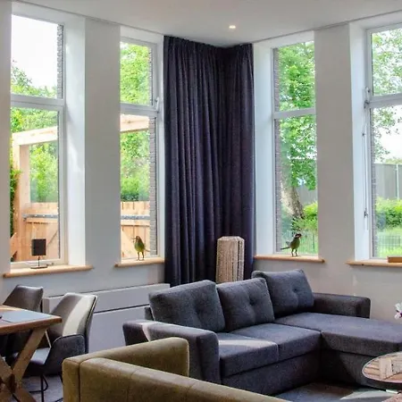 Spoorzicht Long Stay Apartments Loppersum Buitenkant foto