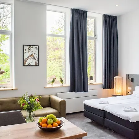 Spoorzicht Long Stay Apartments Loppersum Buitenkant foto